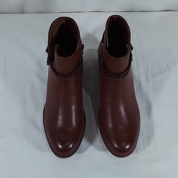 Women's BOC Lindsay Stacked Heel Bootie - Brown - 8 - NIB - Picture 6 of 7